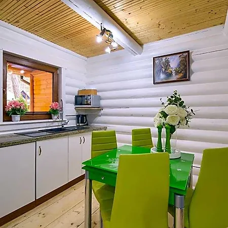 Z Bala Przy Plazy- Klimatyzowane - Jacuzzi, Sauna, Lody, Popcorn, Ryba Wedzona I Ognisko Gratis-od Maja! * Dziwnów