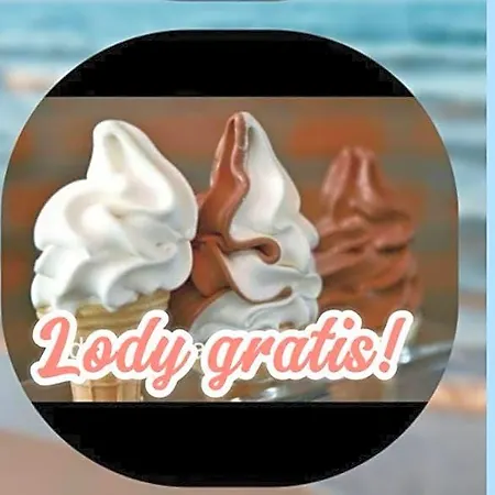Z Bala Przy Plazy- Klimatyzowane - Jacuzzi, Sauna, Lody, Popcorn, Ryba Wedzona I Ognisko Gratis-od Maja! Ξενοδοχείο *