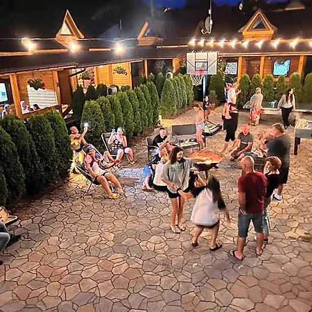 Z Bala Przy Plazy- Klimatyzowane - Jacuzzi, Sauna, Lody, Popcorn, Ryba Wedzona I Ognisko Gratis-od Maja! Ξενοδοχείο *