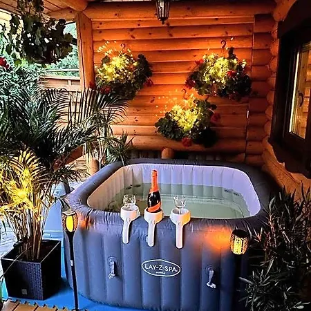 Z Bala Przy Plazy- Klimatyzowane - Jacuzzi, Sauna, Lody, Popcorn, Ryba Wedzona I Ognisko Gratis-od Maja! *